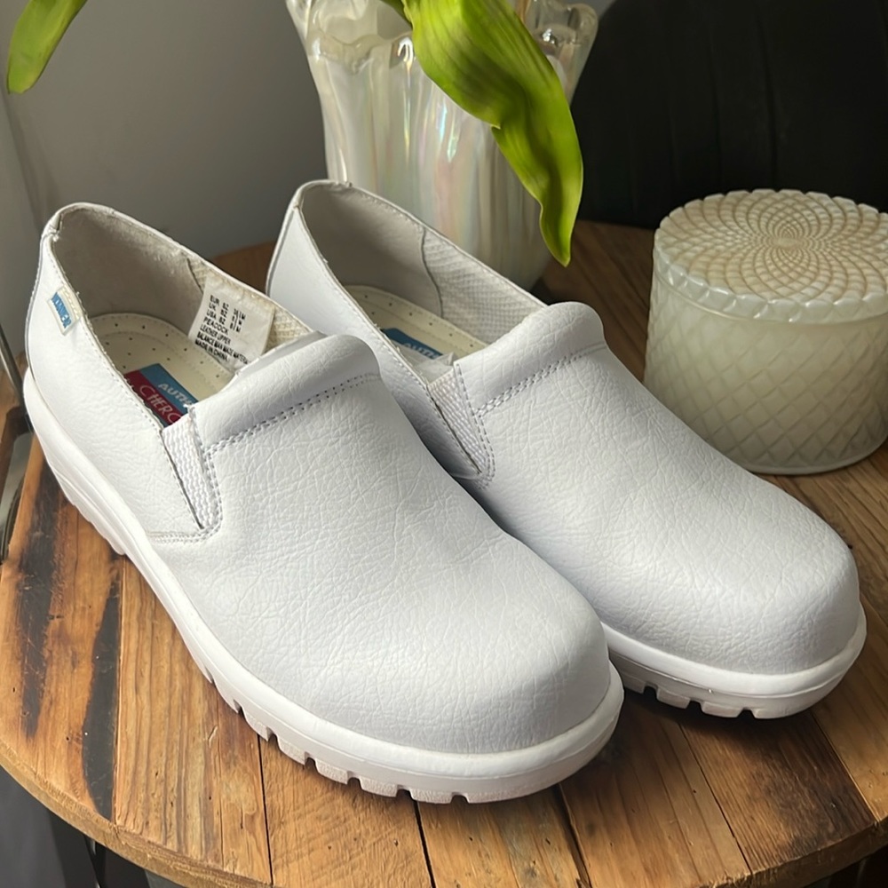 Cherokee Leather Clogs Sz 8 1/2